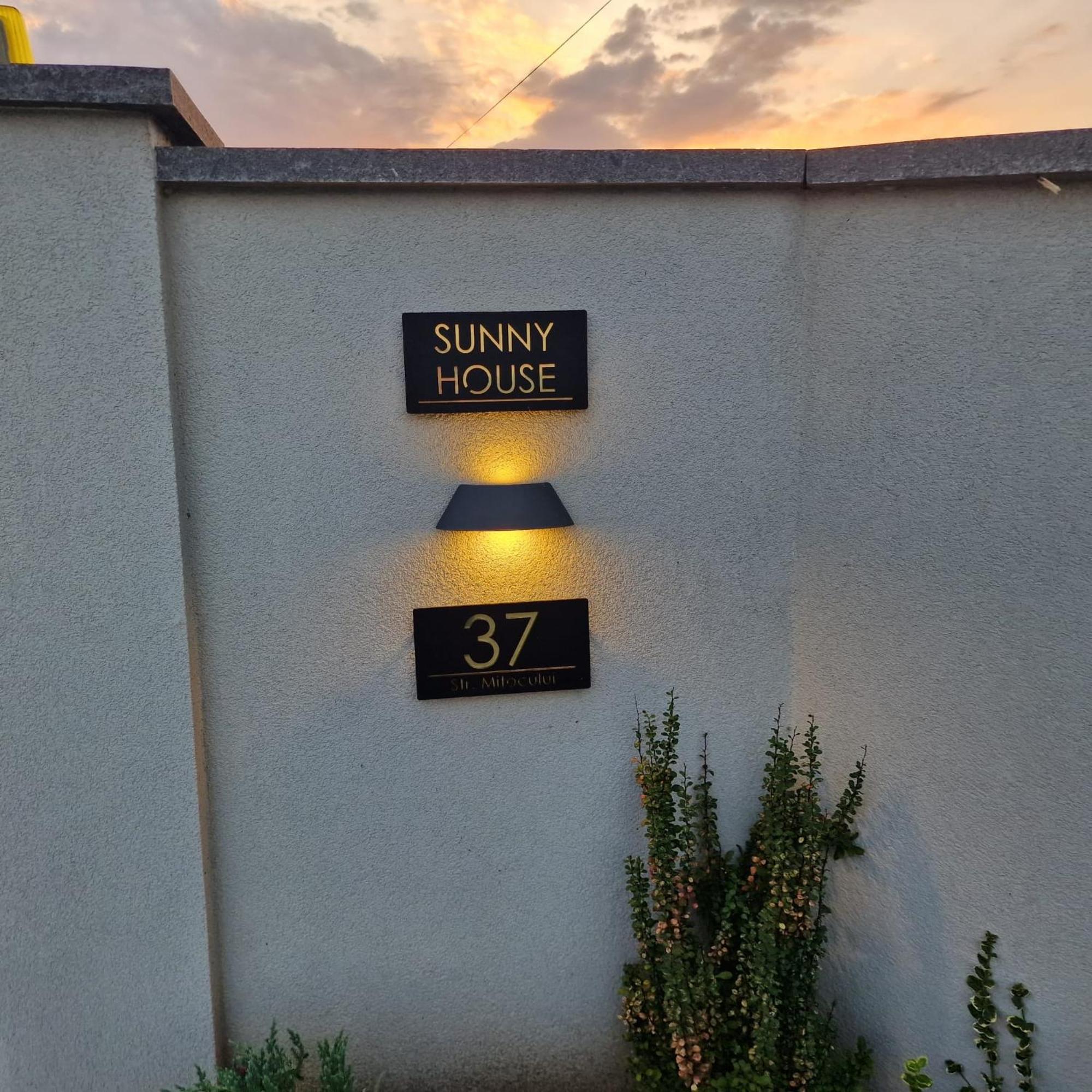 Sunny House Vila Suceava Exterior foto